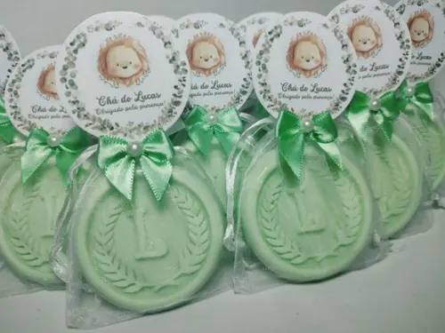 Lembrancinha Chá de Bebê: Sabonete Letra Inicial do Nome