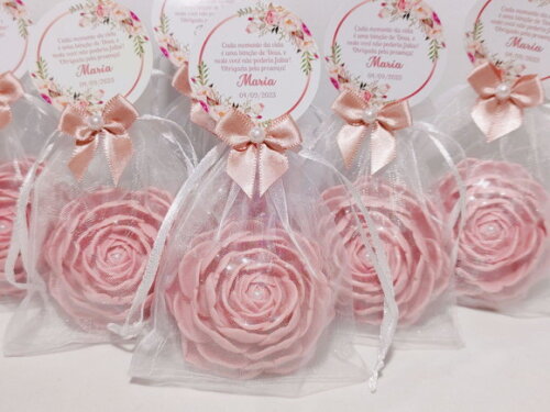 Lembrancinha 80 Anos: Sabonete Rosa Delicada Luxo