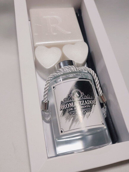 Presente Personalizado: Kit Aromatizador com Sabonetes