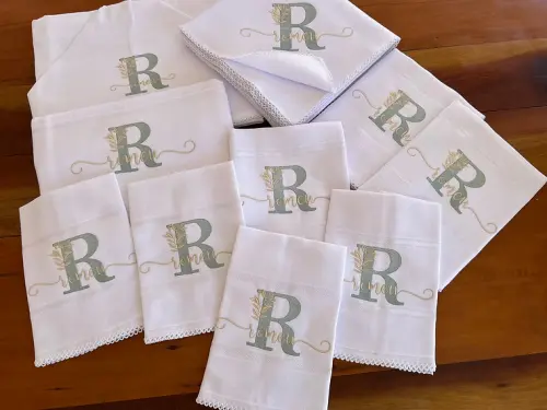 Kit Romeu nome sobreposto com raminho - 10 Peças