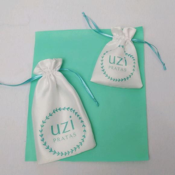 Kit de Embalagens Personalizadas em Cetim