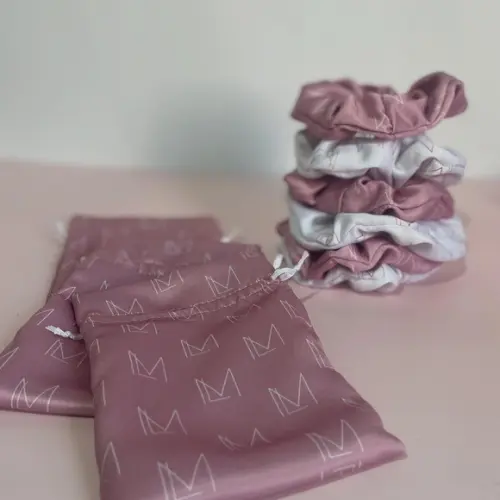 Kit 50 Xuxinhas + 50 Saco Personalizado 10x15cm em Cetim
