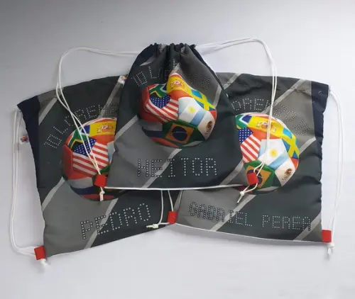 Mochila Personalizada G - 28x38 - Futebol / Copa do Mundo
