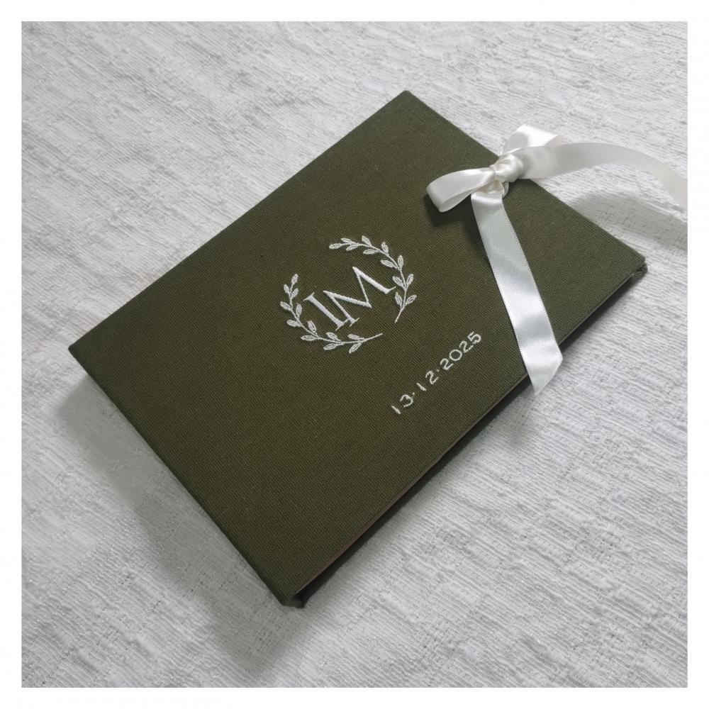 Livro de Assinaturas - Guestbook com Monograma e Data Bordados A5