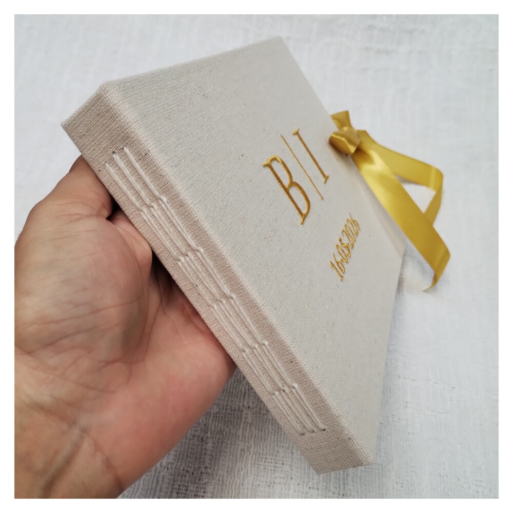 Livro Casamento com Iniciais e Data Bordados A5