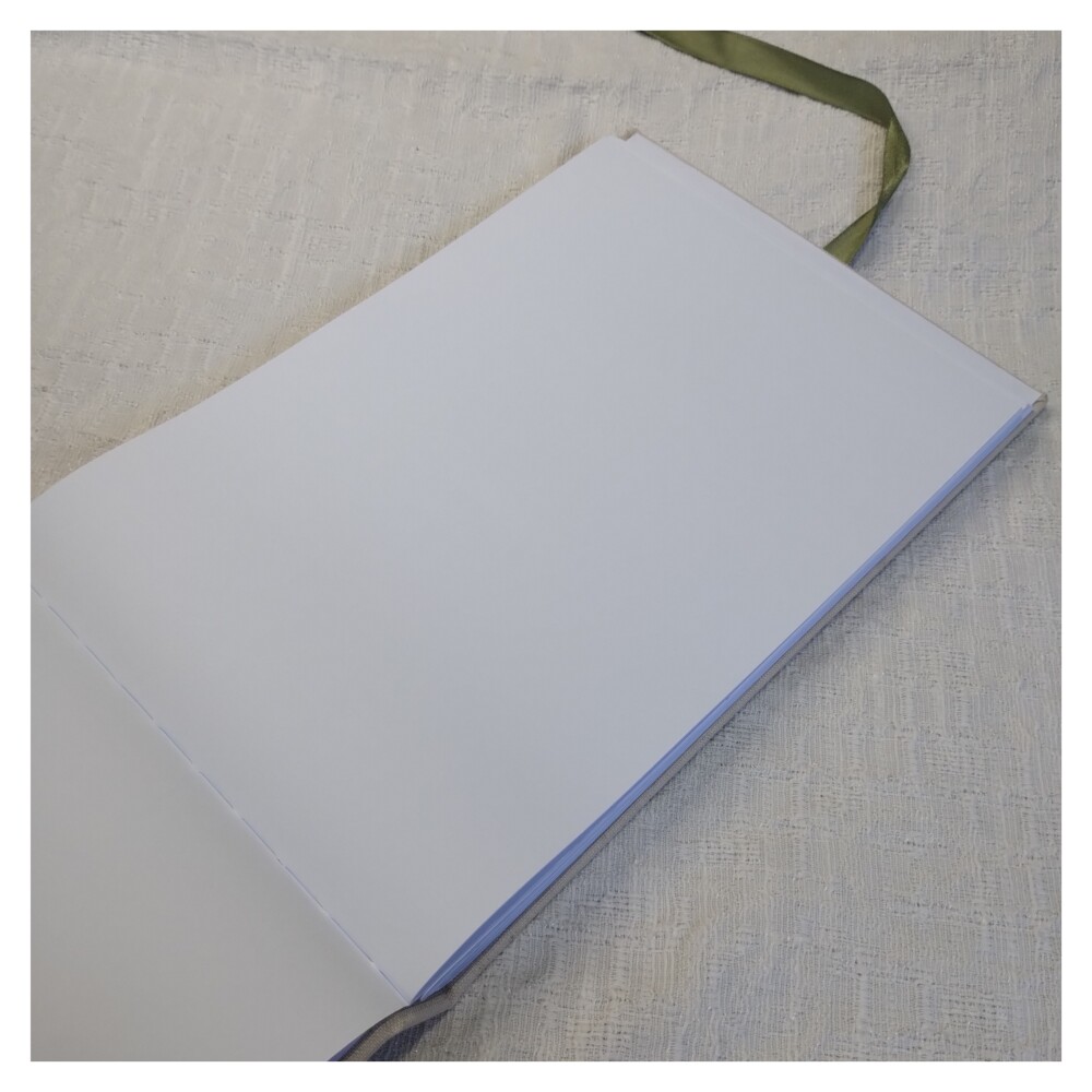 Livro de Visitas A4 com Monograma/arte Bordado