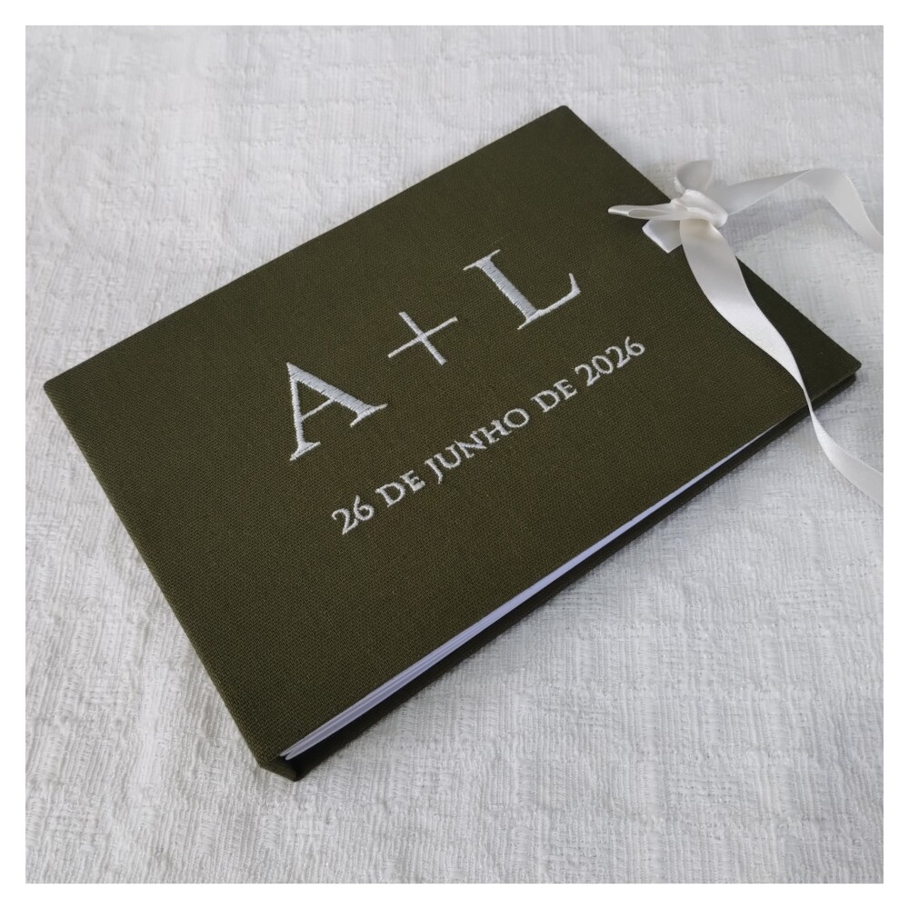 Livro Guestbook Casamento Iniciais e Data Bordados