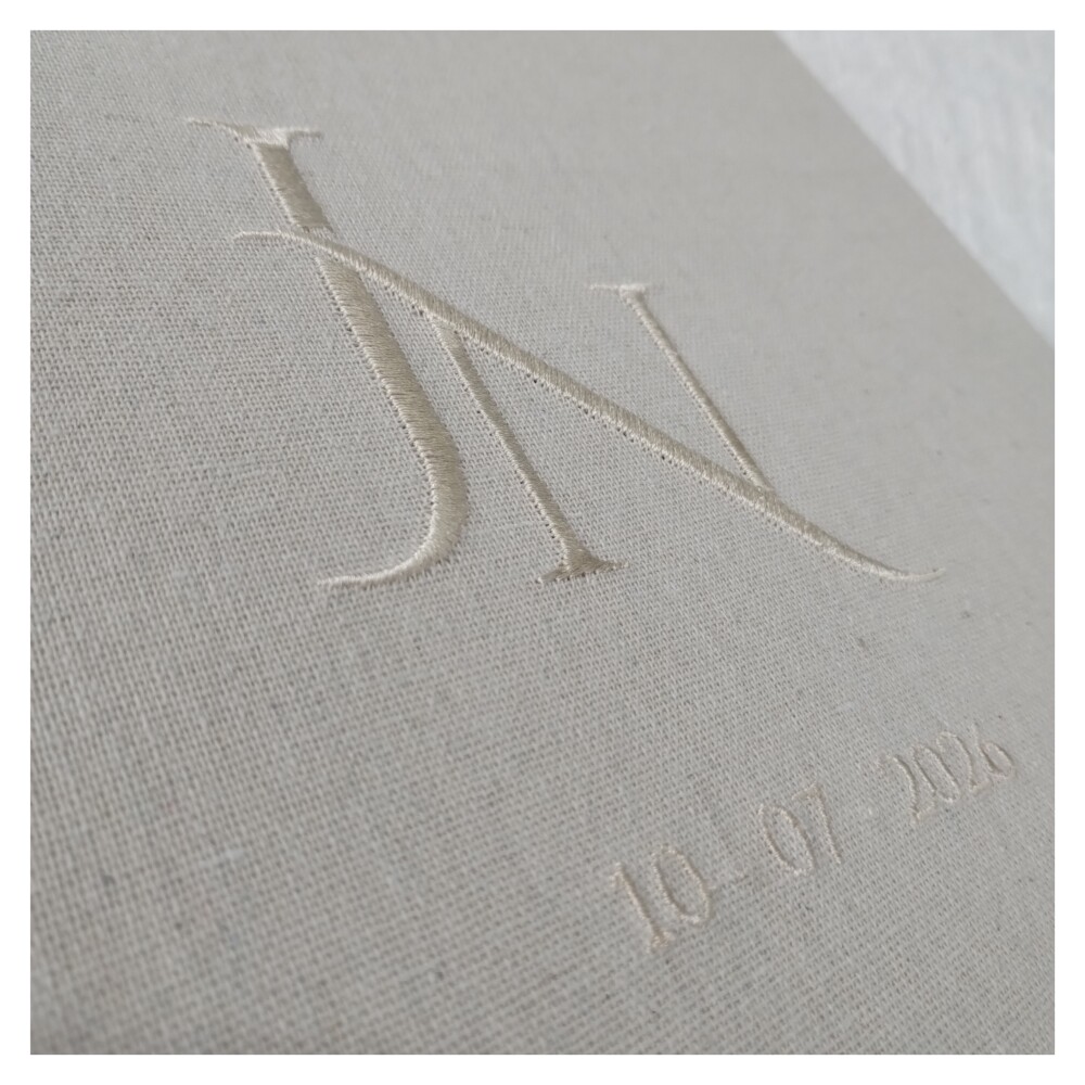 Livro de Visitas Casamento Guestbook Quadrado com Monograma Borda