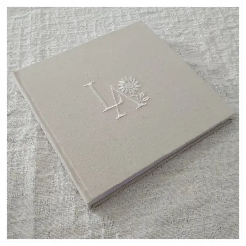 Livro de Registros Quadrado com Bordado Capa e Lombada
