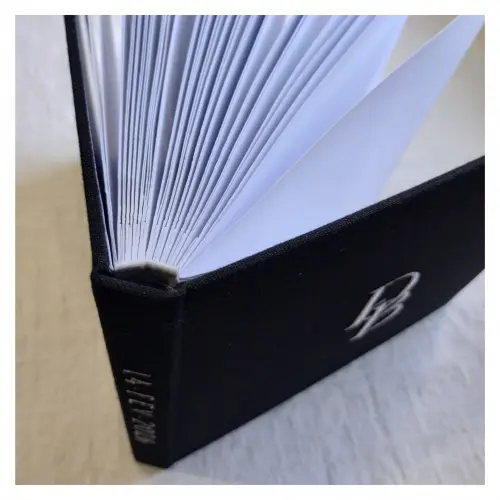 Livro de Registros Quadrado com Bordado Capa e Lombada
