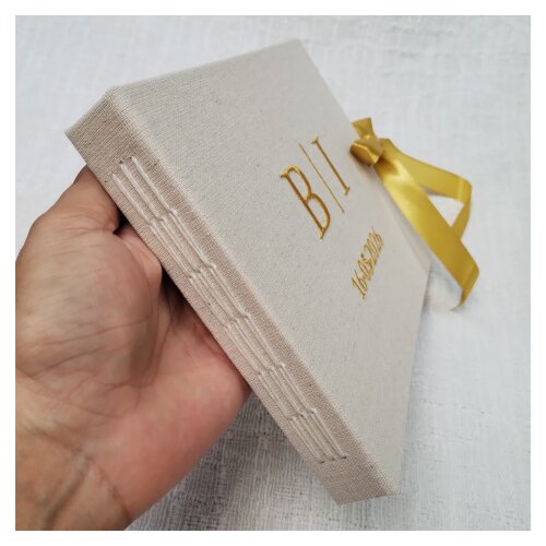 Livro Casamento com Iniciais e Data Bordados A5