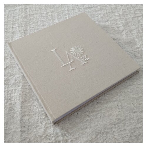 Livro Casamento Quadrado com Bordado Capa e Lombada