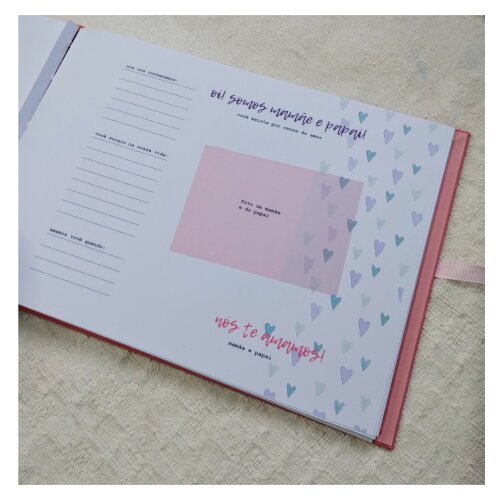 Livro do Bebê com Detalhes em Relevo