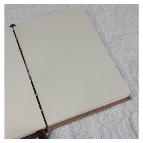 Caderno Sketchbook A6 Acabamento em Pintura com Pingente