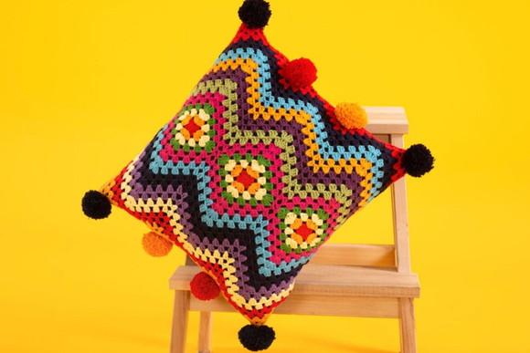 Capa almofada de crochê
