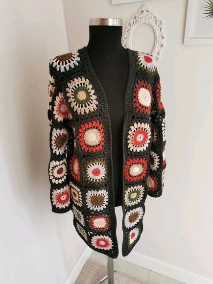 Cardigan De Crochê