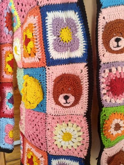 Cardigan em Crochê Ursinho