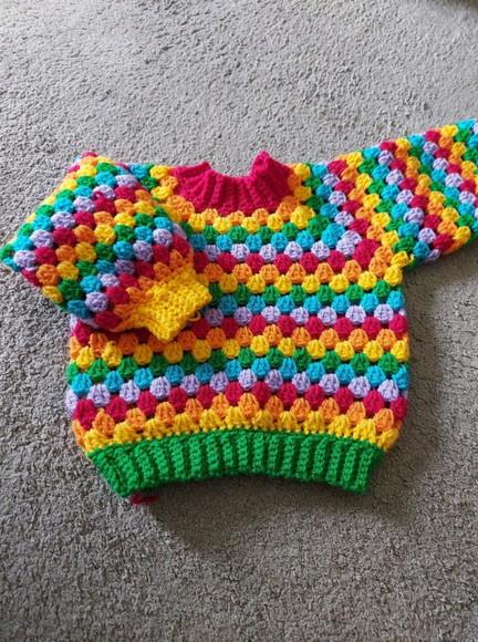 Casaco Infantil de Crochê