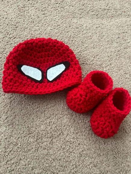 Fantasia Homem Aranha em Crochê