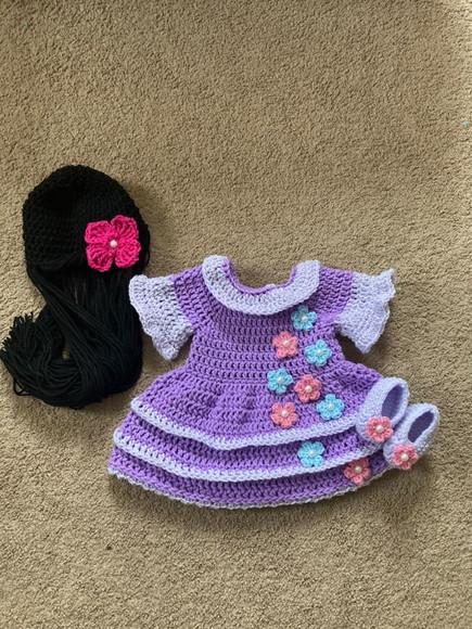 Fantasia Isabela Madrigal em Crochê