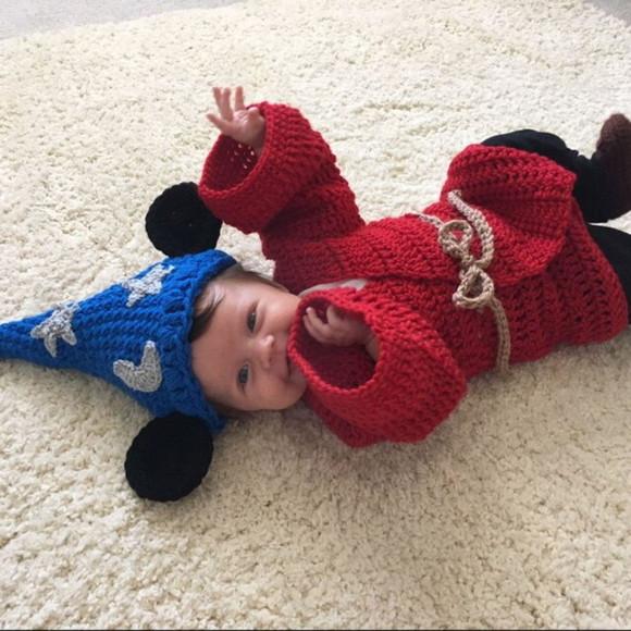 Fantasia Sorcerer Mickey Mouse em Crochê