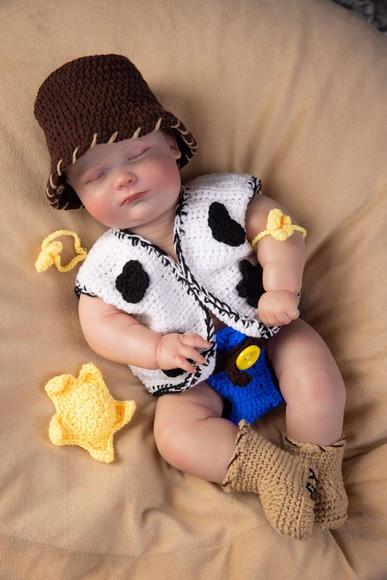Fantasia Woody Toy Story em Crochê