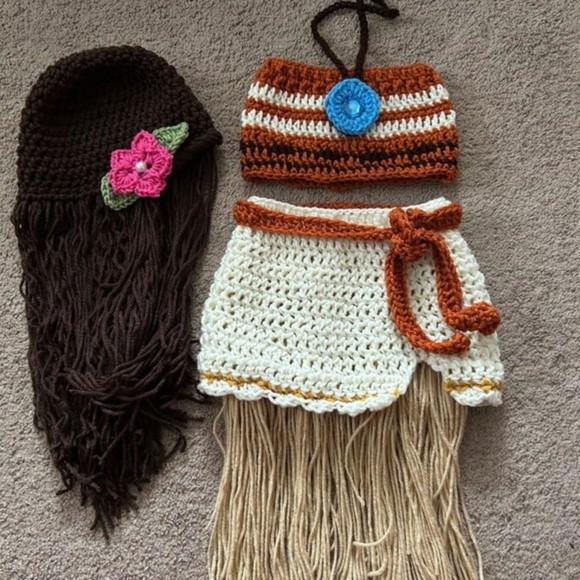 Kit Vestido Conjunto e Fantasia em Crochê