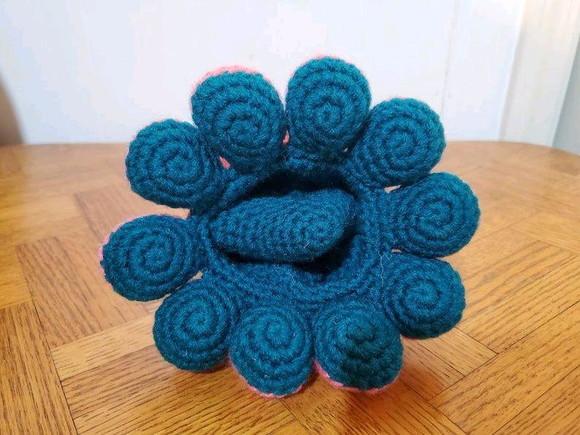 Lula reversível de crochê amigurumi