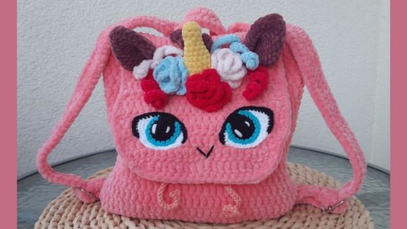 Mochila de Crochê Unicórnio