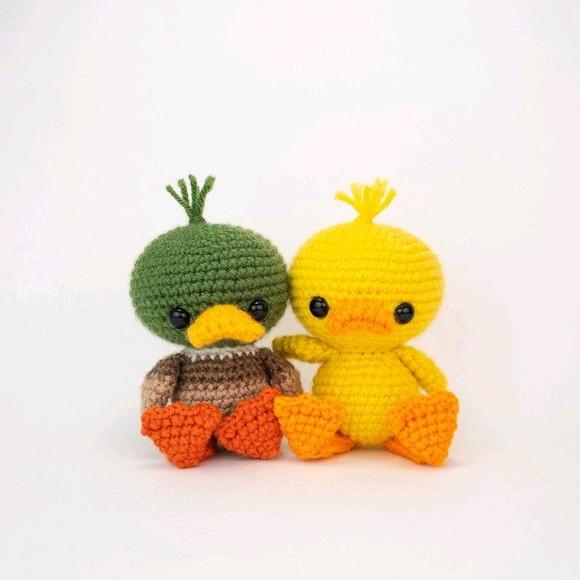 Patinhos de crochê amigurumi
