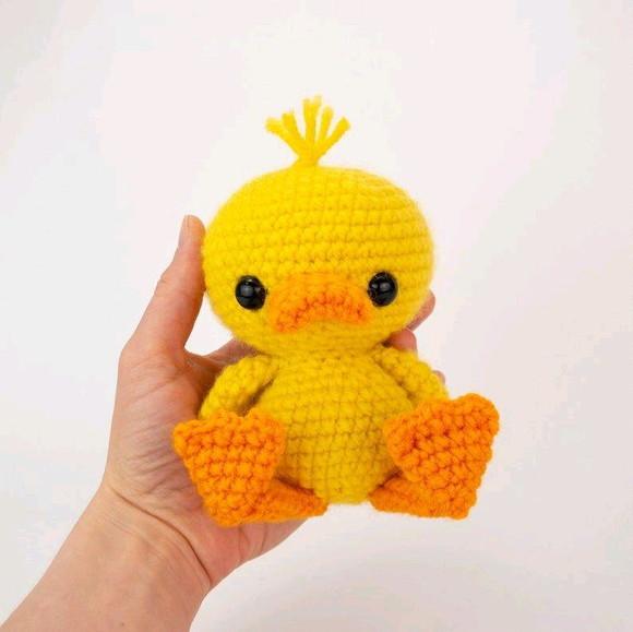 Patinhos de crochê amigurumi