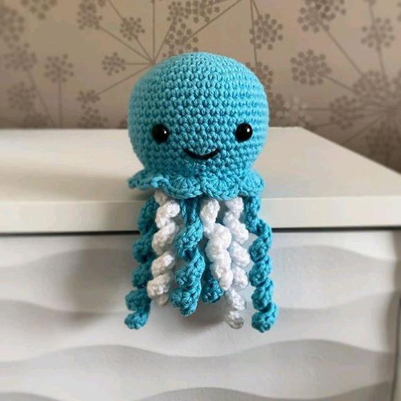 Polvo de crochê amigurumi