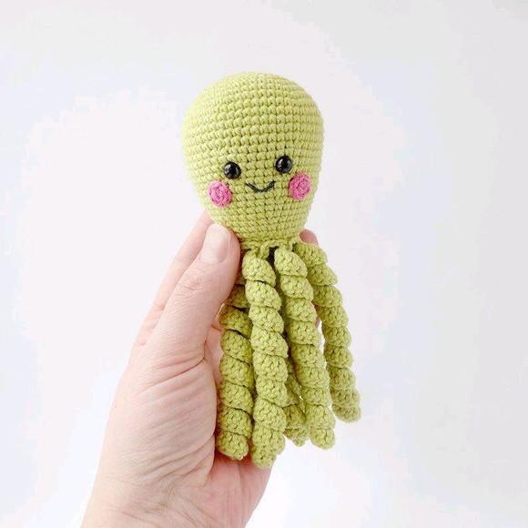 Polvo de crochê amigurumi