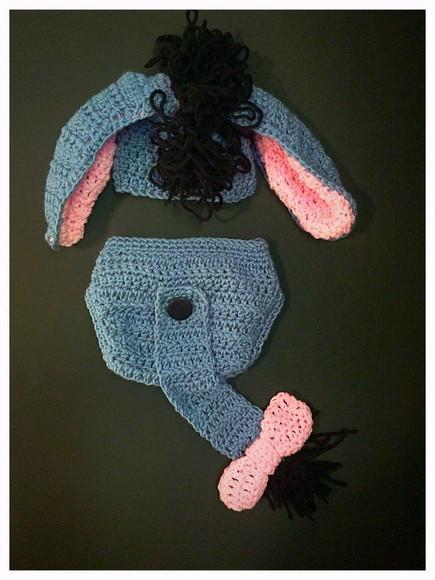 Roupinha de crochê, para ensaio fotográfico em bebe