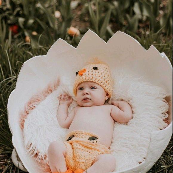 Roupinha em crochê para ensaio fotográfico em bebe