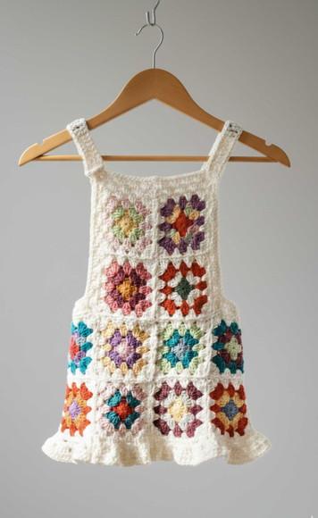 Vestido Infantil de Crochê