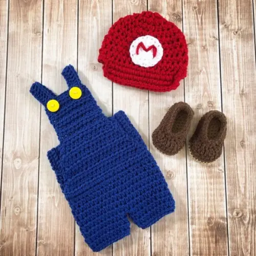 2 Fantasias Inspirada no Super Mario Bros