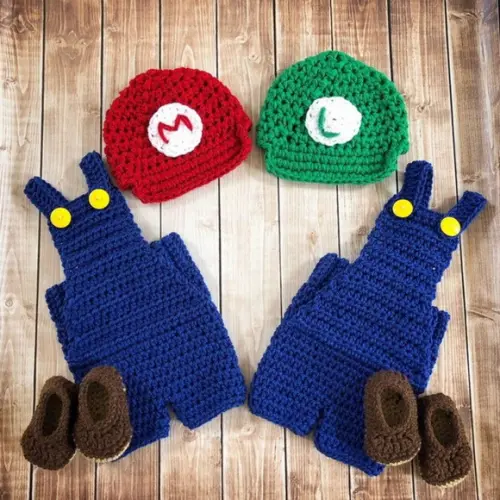 2 Fantasias Inspirada no Super Mario Bros
