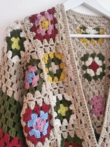 cardigan de crochê