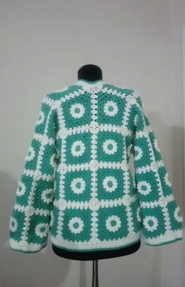 Cardigan De Crochê