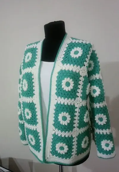 Cardigan De Crochê