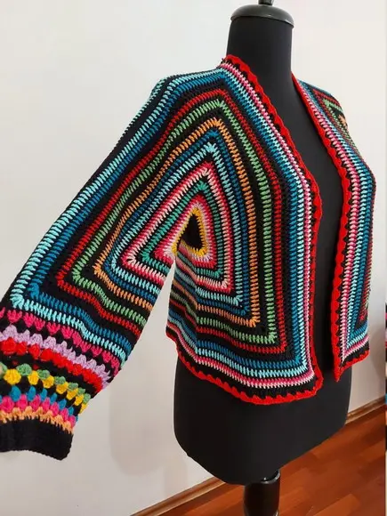 Cardigan De Crochê