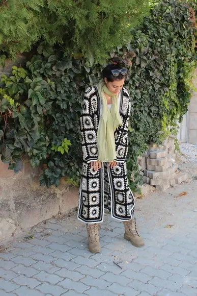 Cardigan De Crochê
