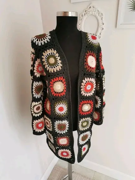 Cardigan De Crochê