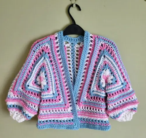 Cardigan Infantil de Crochê
