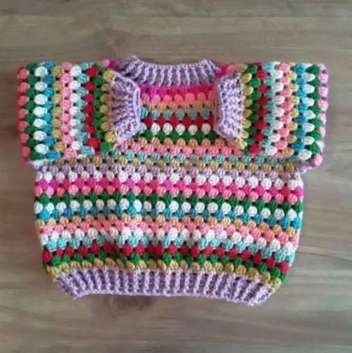 Casaco Infantil de Crochê