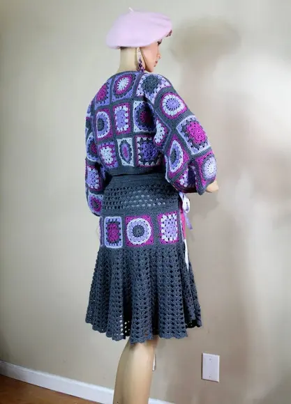 Conjunto Blusa + Saia em Crochê