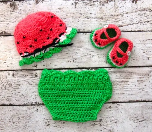 Conjunto para Bebê em Crochê