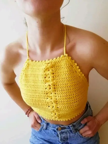 Cropped de crochê