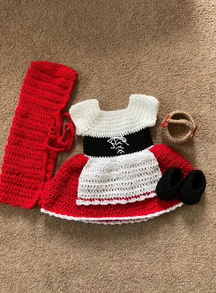 Fantasia Chapeuzinho Vermelho em Crochê
